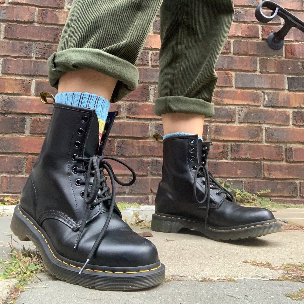 Black Doc Martens 1460s